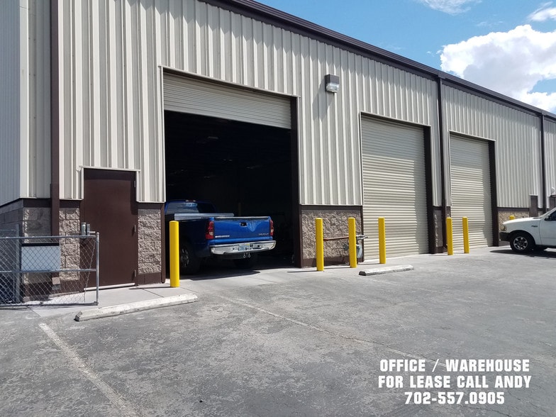 More Photos Of 3915 W Hacienda Ave, Las Vegas Warehouse For Lease