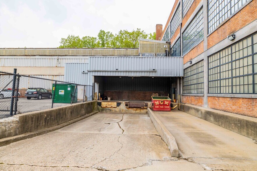 More Photos Of 1111 Bellevue St, Detroit Research And Development For Lease