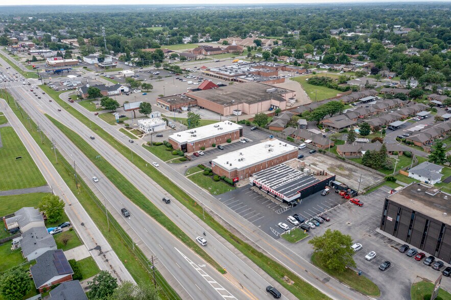 More Photos Of 1405 E Dublin Granville Rd, Columbus Freestanding For Sale