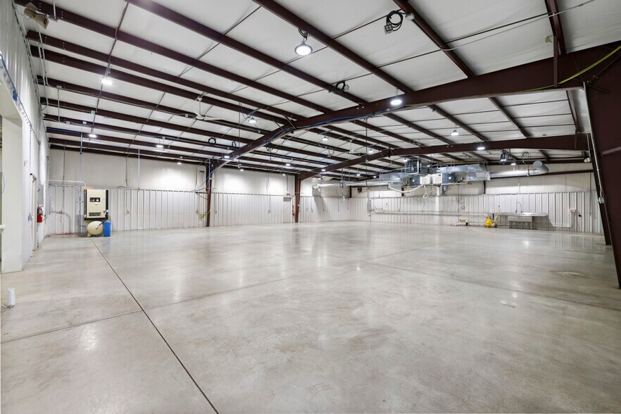 More Photos Of 110 Commercial Blvd, Flat Rock Manufacturing For Sale