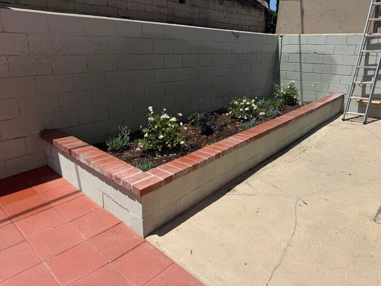 More Photos Of 3940 W 112th St, Inglewood Apartments For Sale