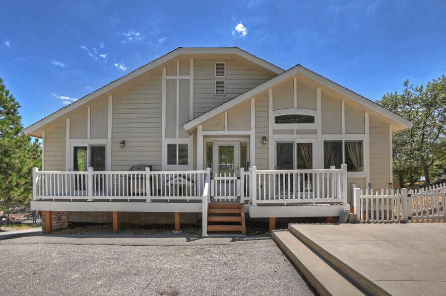 More Photos Of 26288 CA-18, Rimforest Storefront Retail Residential For Sale