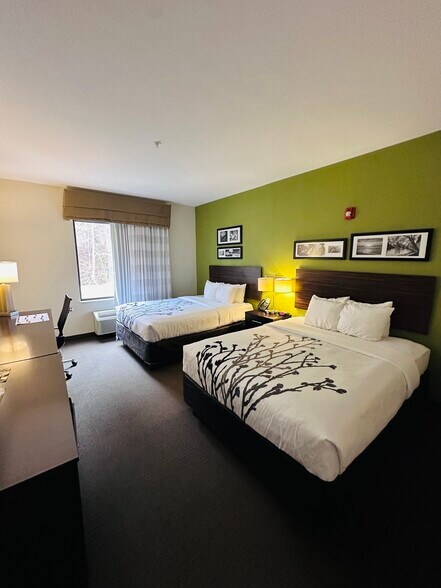 More Photos Of 4450 Rhea County Hwy, Dayton Hotel For Sale