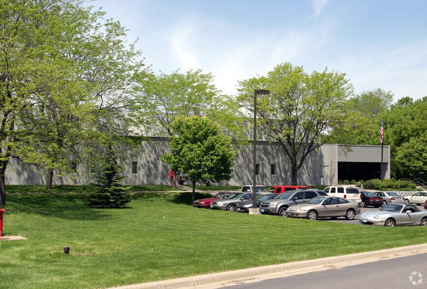 More Photos Of 7550 Corporate Way, Eden Prairie Manufacturing For Lease