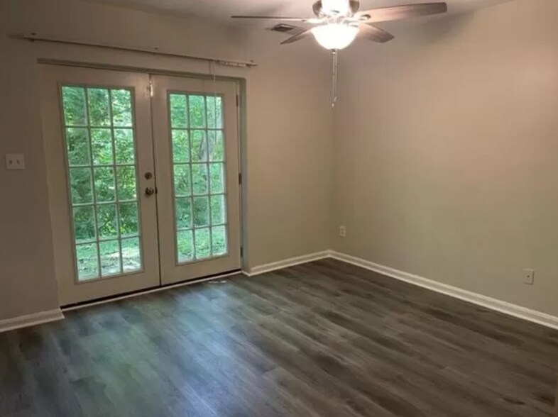 More Photos Of 600-638 Francis Ave, Clarksville Apartments For Sale
