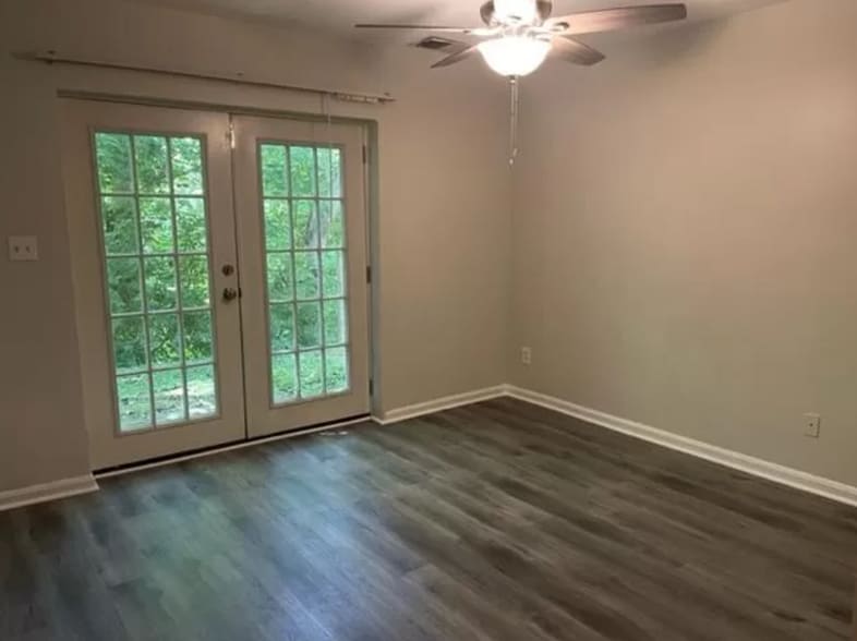 More Photos Of 600-638 Francis Ave, Clarksville Apartments For Sale