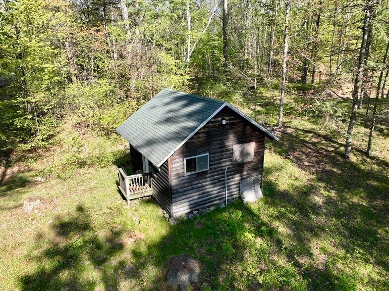 More Photos Of 1076 Roaring Brook, Conway Trailer Camper Park For Sale