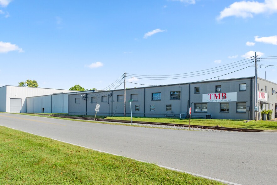 Primary Photo Of 1 Steel Way, North Vernon Warehouse For Sale
