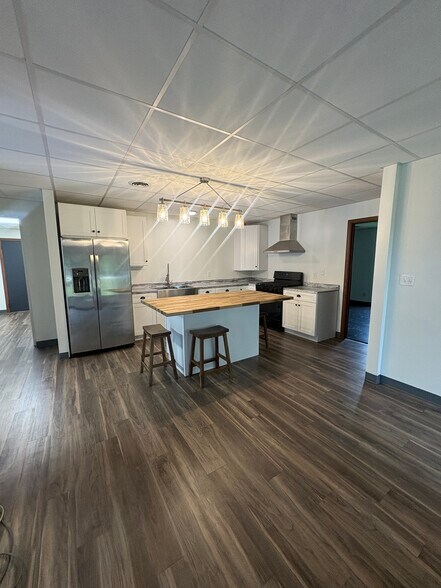 More Photos Of 3646 California Rd, Orchard Park Industrial For Lease