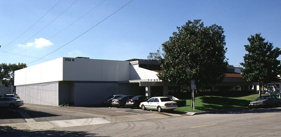 More Photos Of 1752 Langley Ave, Irvine Light Manufacturing For Lease