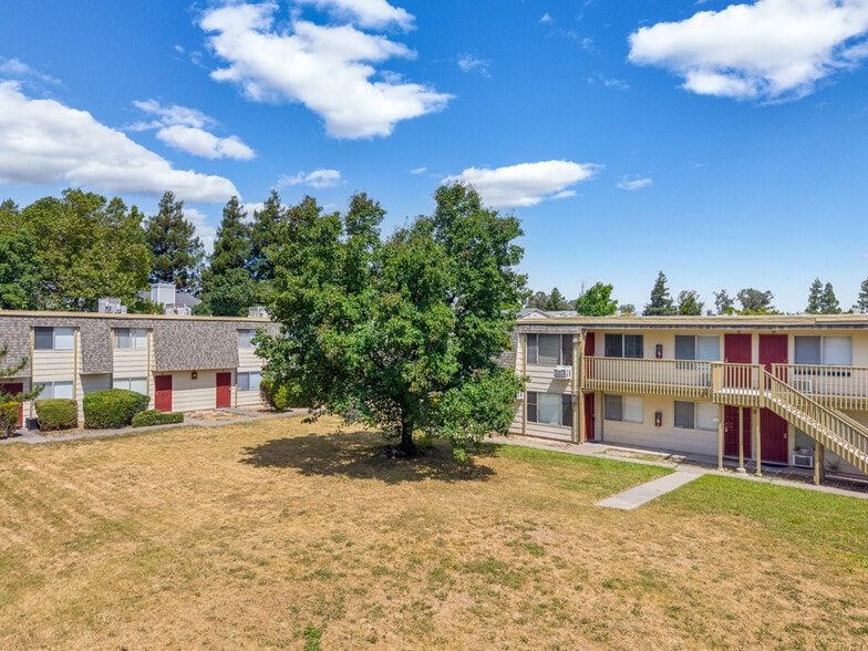 More Photos Of 1955 Grande Cir, Fairfield Apartments For Sale