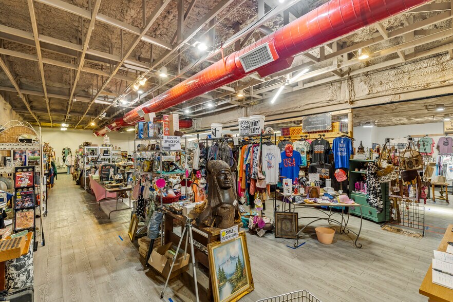 More Photos Of 115-117 W Grand Ave, Tonkawa Storefront Retail Office For Sale