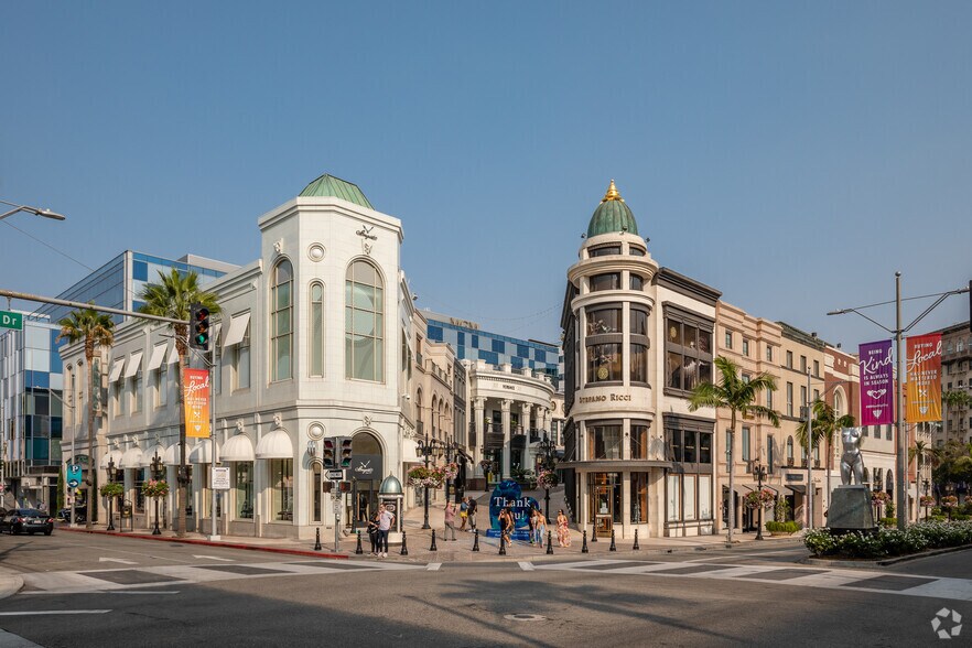 More Photos Of 202-270 N Rodeo Dr, Beverly Hills Unknown For Lease