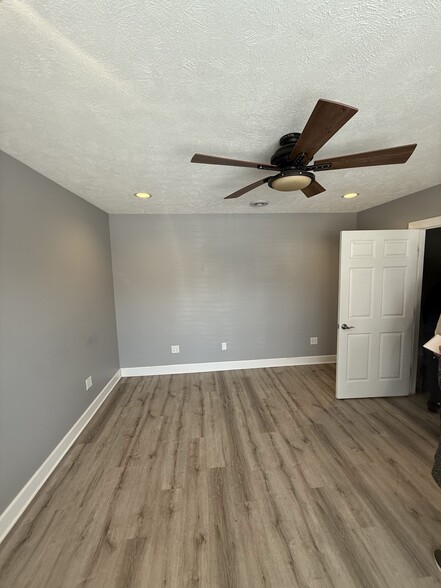 More Photos Of 302 S Birkey St, Bremen Industrial For Sale