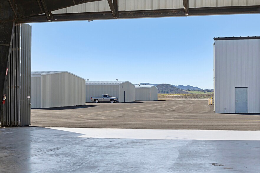 More Photos Of 2898 Montecito Rd, Ramona Airplane Hangar For Sale
