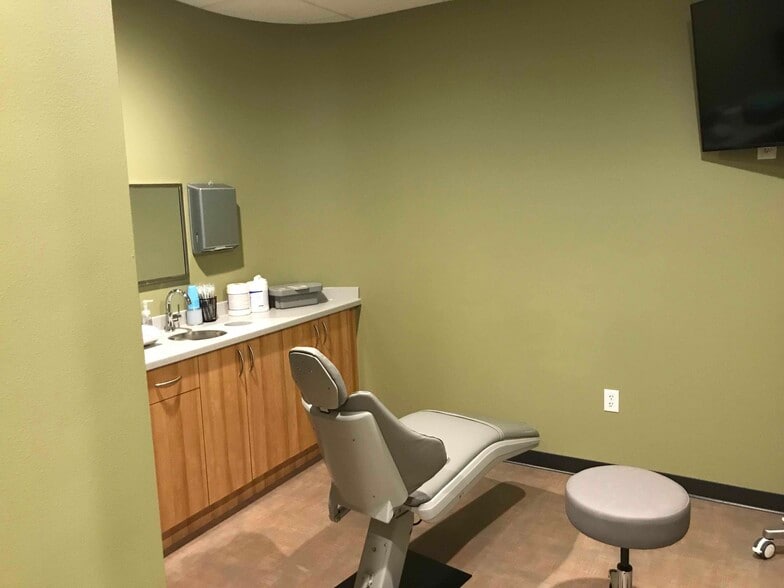 More Photos Of 840 Bear Paw Ave, Rice Lake Medical For Sale