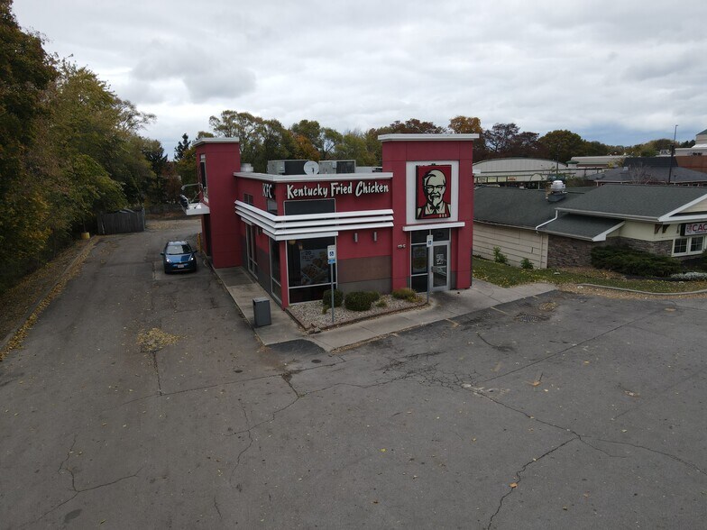 More Photos Of 1760 E Ridge Rd, Rochester Fast Food For Sale