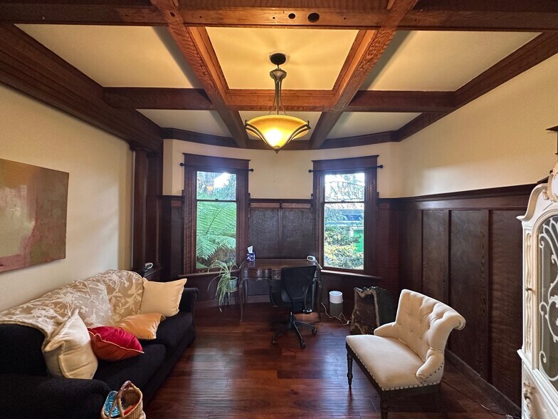 More Photos Of 1369 G St, Arcata Office Residential For Sale