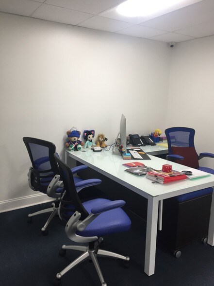More Photos Of 5465 NW 36th St, Miami Springs Office For Sale