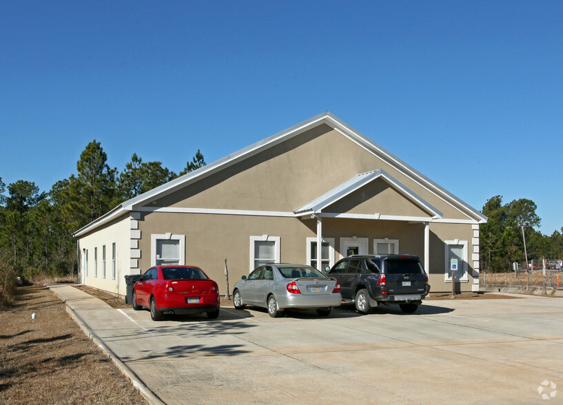 Primary Photo Of 4297 Gautier Vancleave Rd, Gautier Medical For Sale