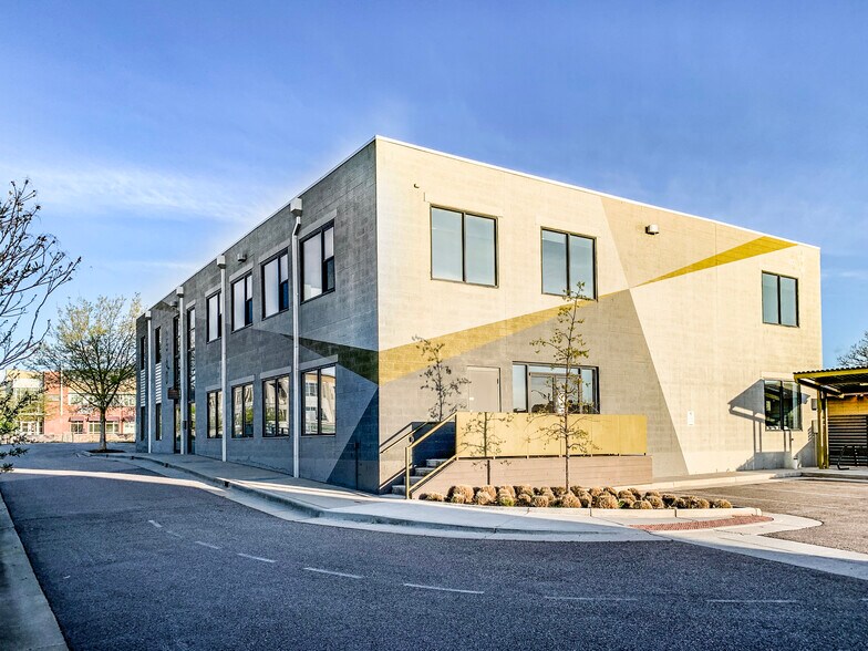 More Photos Of 2560 28th St, Boulder Office For Lease