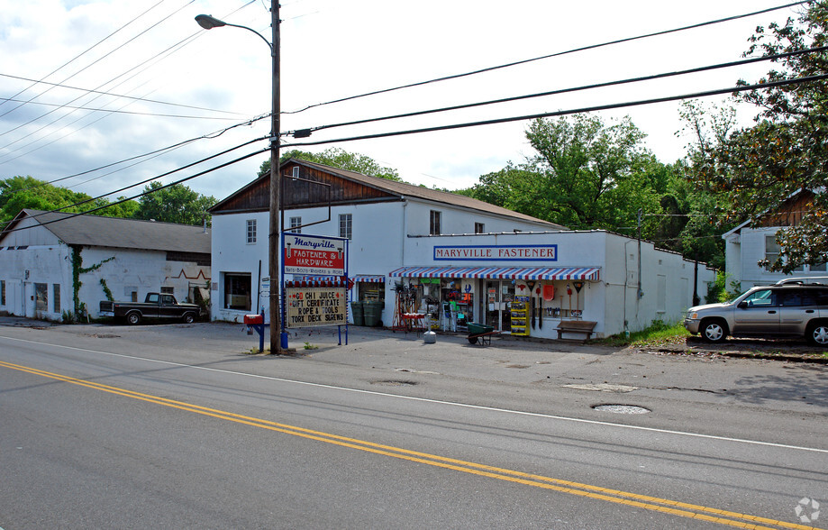 Primary Photo Of 1812 E Broadway Ave, Maryville Freestanding For Sale