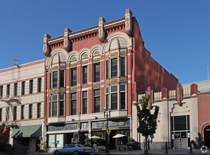 Primary Photo Of 229-231 E Weber Ave, Stockton Office For Lease