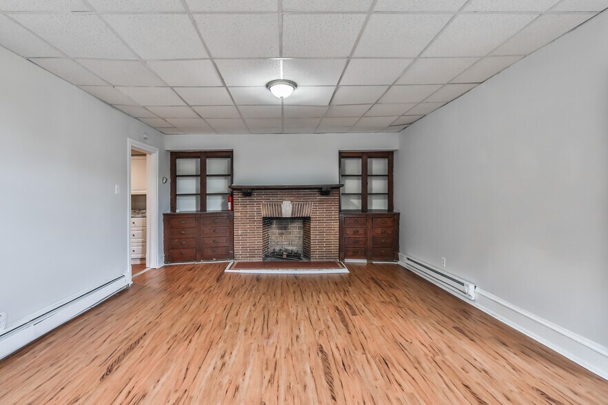 More Photos Of 403 Washington Ave, Sellersville Apartments For Sale