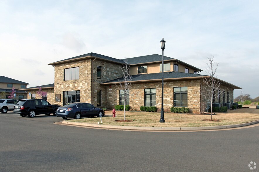 More Photos Of 2529 S Kelly Ave, Edmond Office For Lease