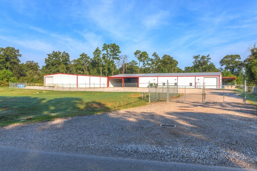 Primary Photo Of 13939 Old Texaco Rd, Conroe Warehouse For Sale