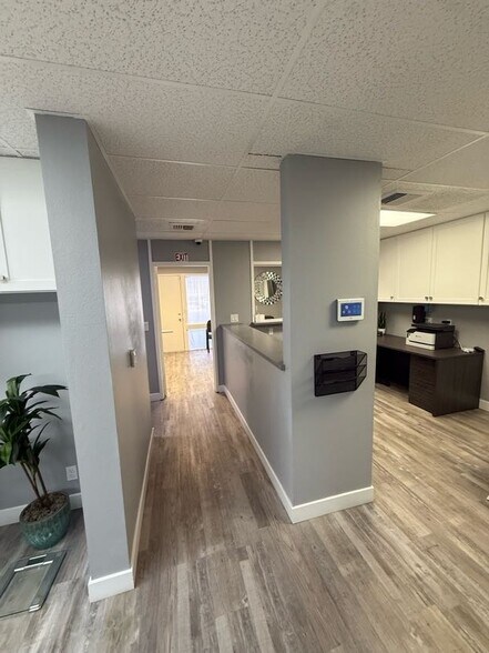 More Photos Of 1920 E Katella Ave, Orange Medical For Lease