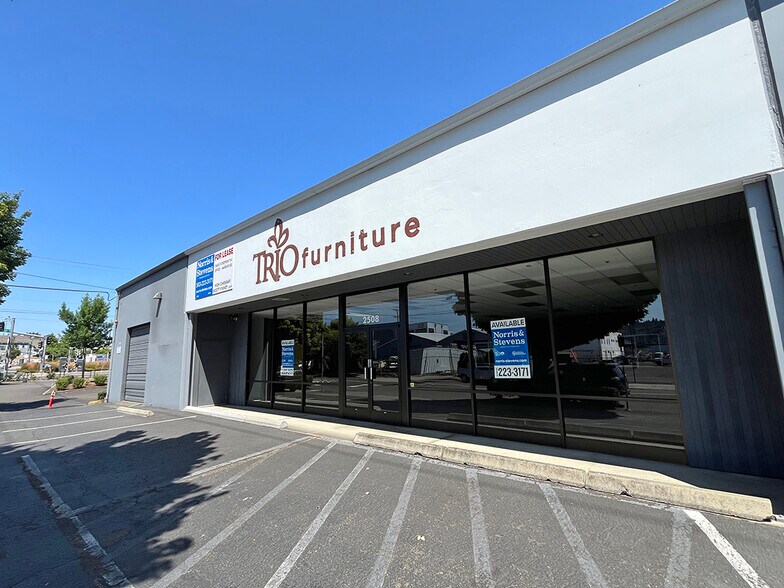 More Photos Of 2502-2530 SE 8th Ave, Portland Warehouse For Lease