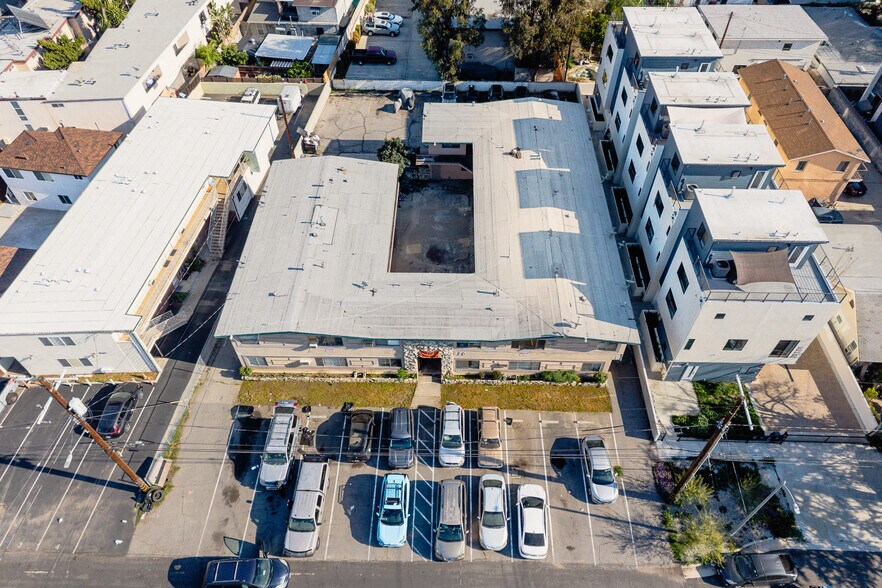 More Photos Of 820 Chestnut Ave, Los Angeles Apartments For Sale