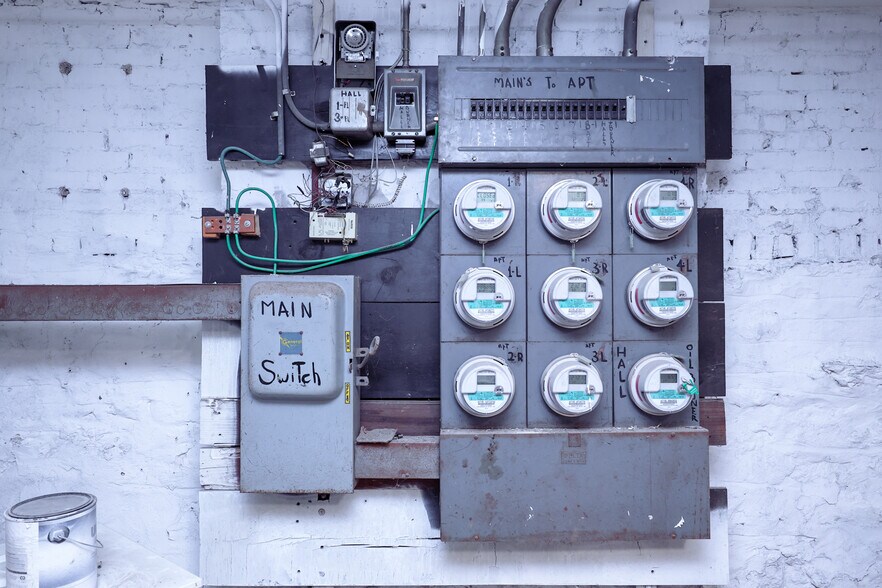 More Photos Of 543 49th St, Brooklyn Apartments For Sale