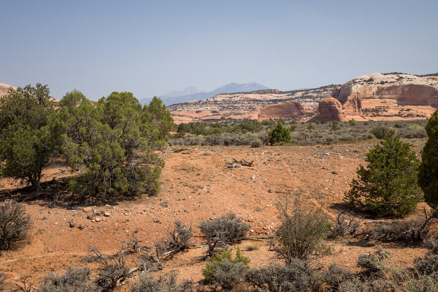 More Photos Of 366 S Joe Wilson Dr, La Sal Land For Sale