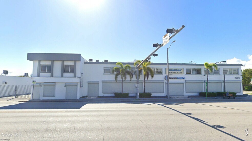 More Photos Of 2390 NW 7th St, Miami Medical For Sale