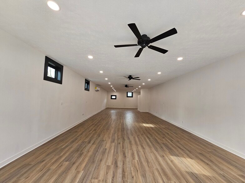 More Photos Of 6229 Cincinnati Brookville Rd, Okeana Storefront Retail Office For Sale