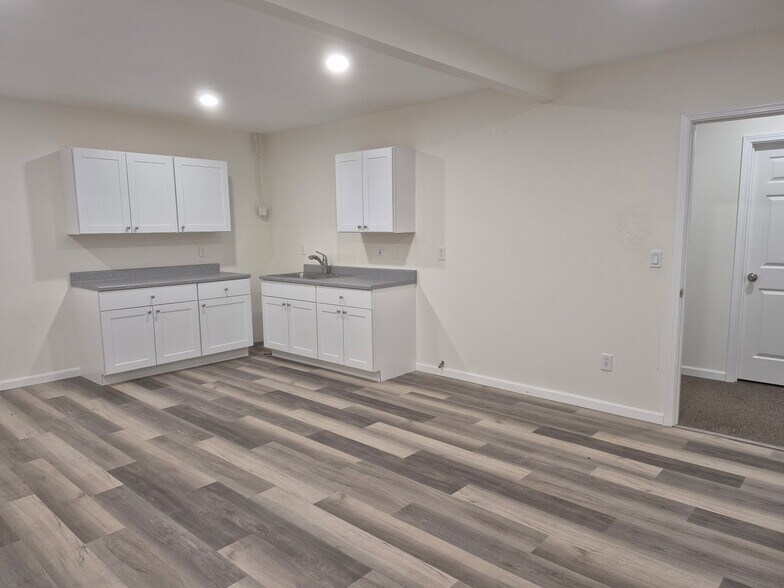 More Photos Of 3210 234th St E, Spanaway Warehouse For Lease