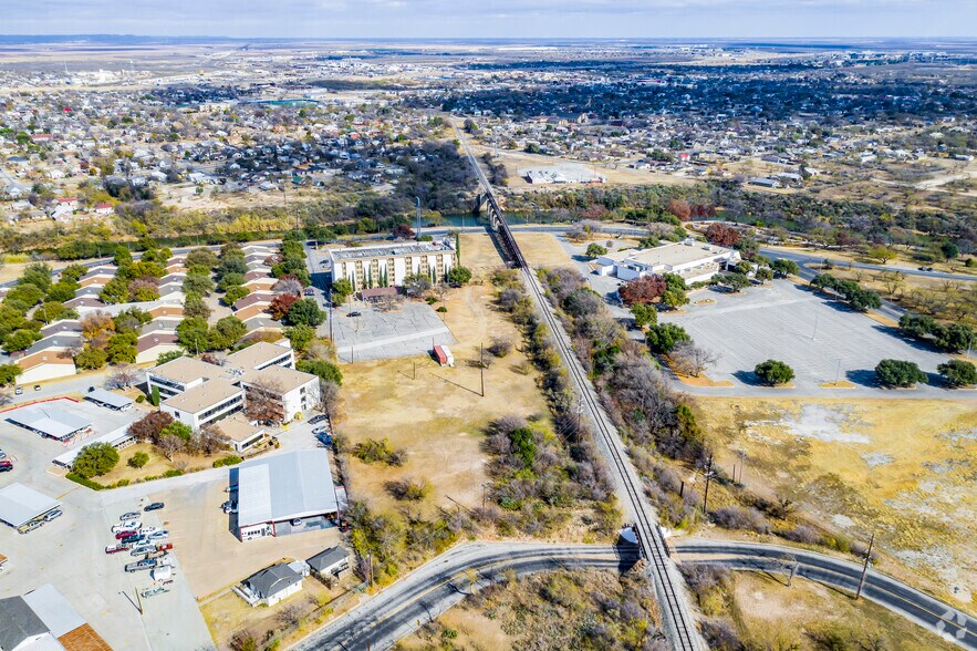 More Photos Of 441 Rio Concho Dr, San Angelo Hotel For Sale