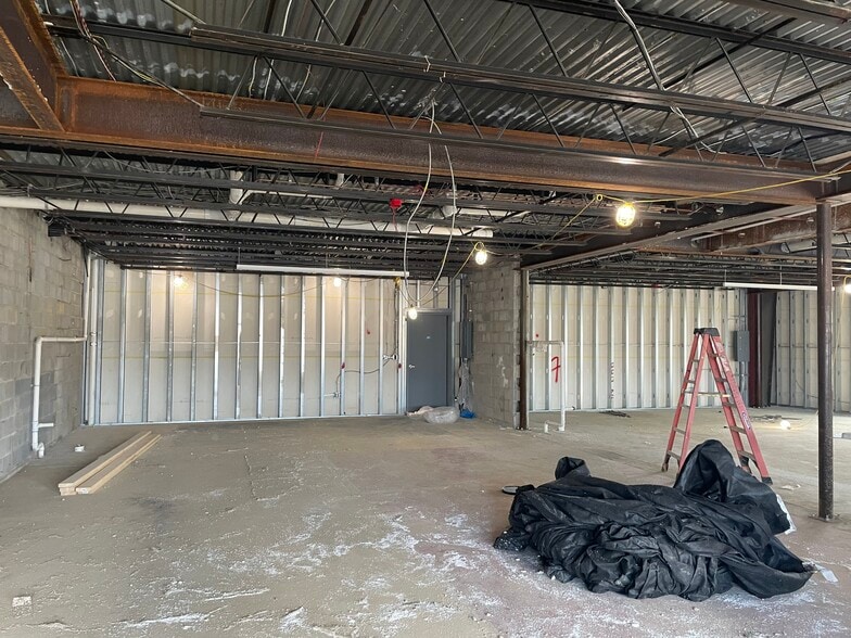 More Photos Of 11701 Central Ave, Waldorf Unknown For Lease