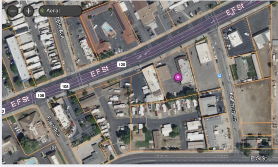 More Photos Of 1023 E F St, Oakdale Restaurant For Lease