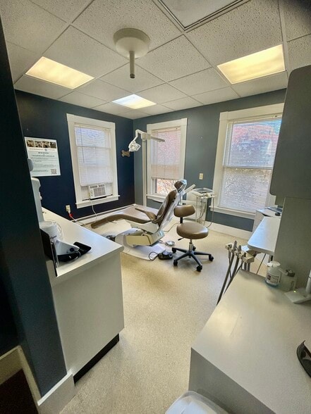 More Photos Of 27 Village St, Concord Medical For Sale