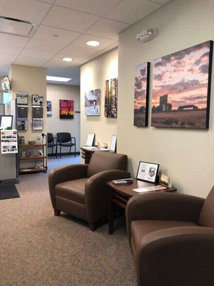 More Photos Of 4400 Calumet Ave, Manitowoc Office For Sale