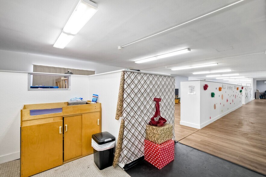 More Photos Of 855 Barham Dr, San Marcos Religious Facility For Lease