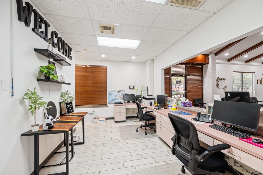 More Photos Of 3339 Fairview St, Pasadena Medical For Lease