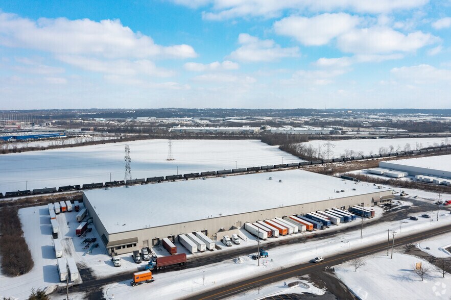 More Photos Of 9756 International Blvd, Cincinnati Warehouse For Lease