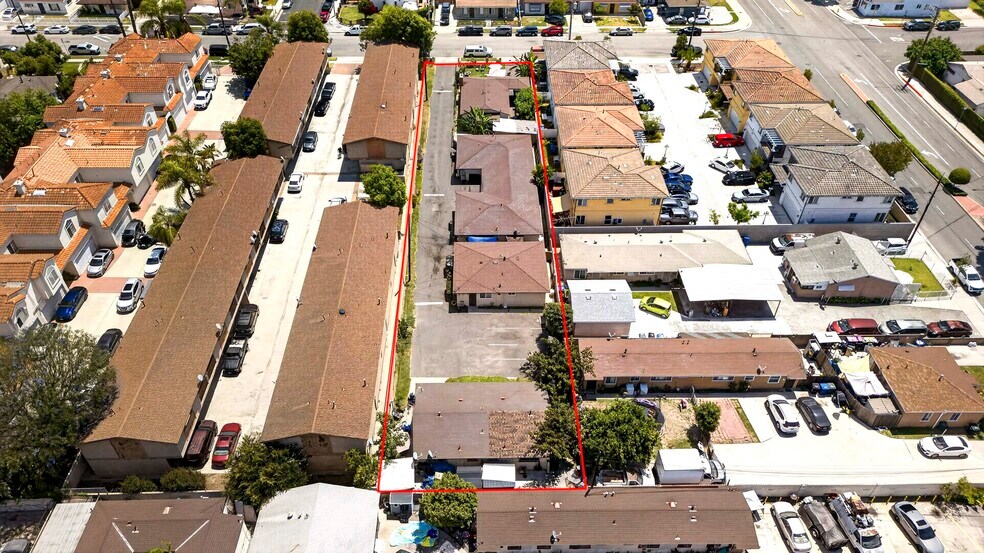 More Photos Of 15013 Indiana Ave, Paramount Apartments For Sale