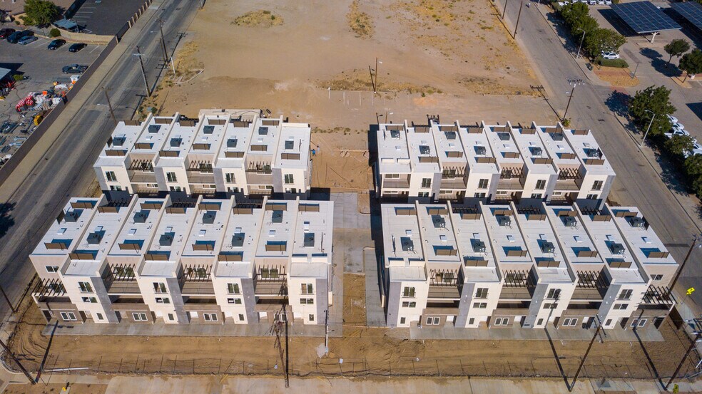More Photos Of 38225 9th Street East, Palmdale Apartments For Sale