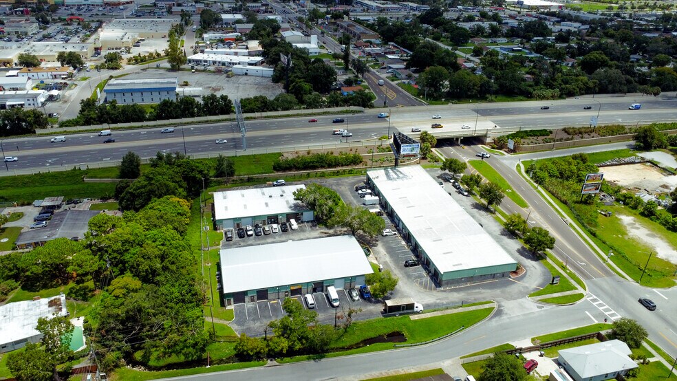 More Photos Of 400 N Pine Hills Rd, Orlando Unknown For Lease