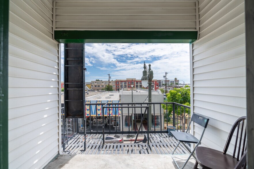 More Photos Of 418-424 W 6th St, San Pedro Apartments For Sale
